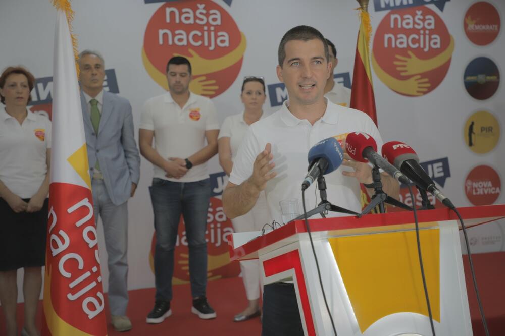 Foto: Mir je naša nacija