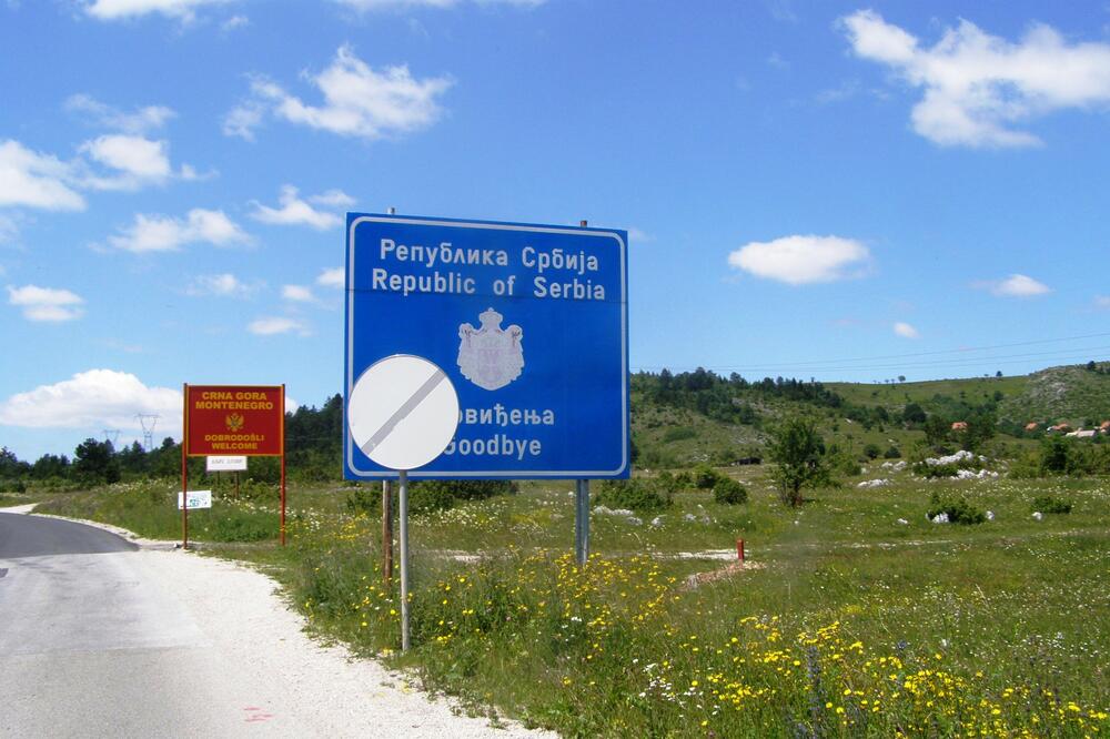 Pojedini putnici iz Srbije vraćeni sa granica, uz obrazloženje da nemaju adekvatan test (ilustracija), Foto: Jelena Jovanović