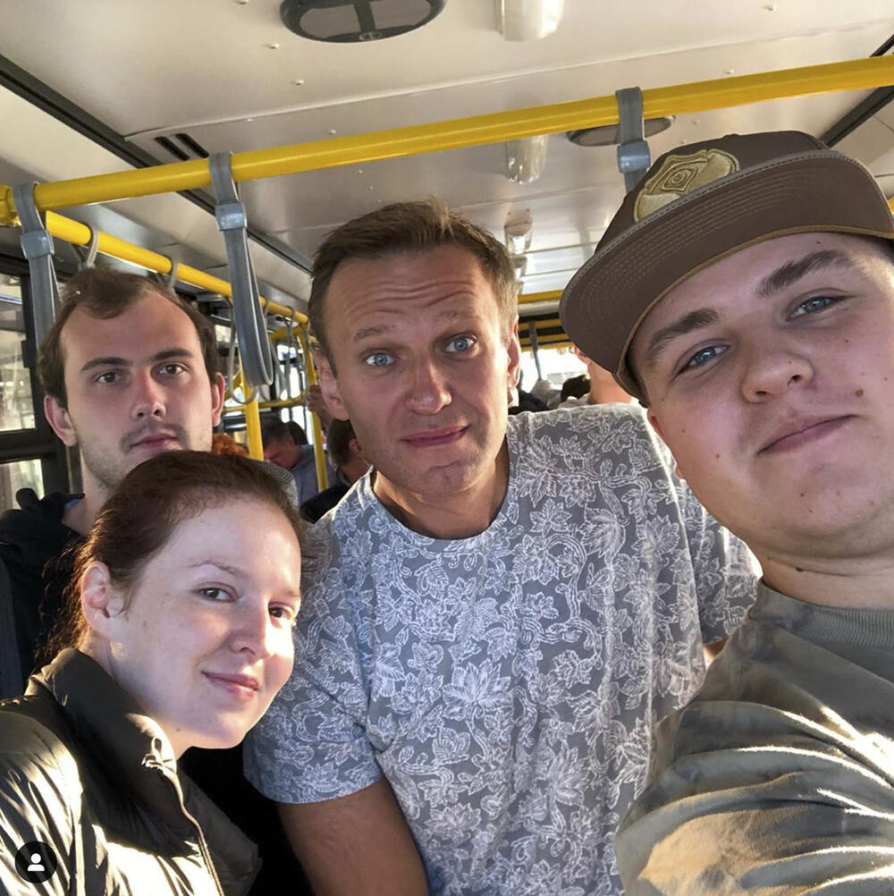 Navaljni uoči leta iz Tomska za Moskvu