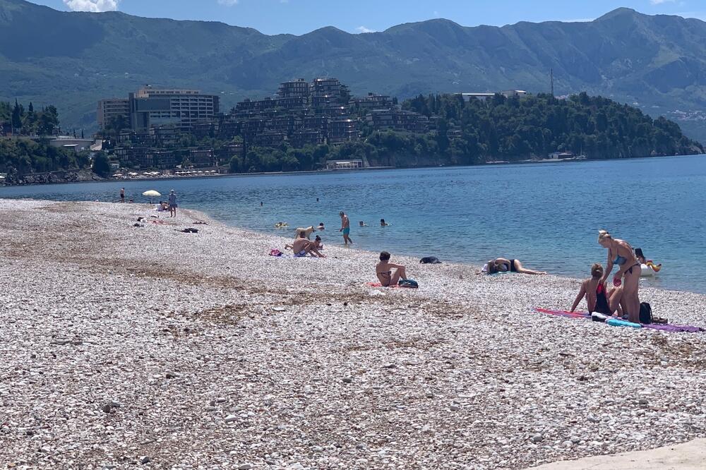 Detalj sa Slovenske plaže, Foto: Vuk Lajović