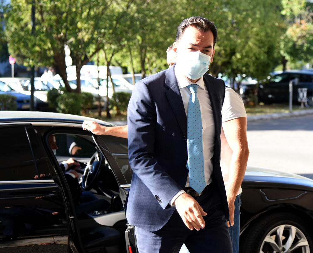 <p>Jedina tačka dnevnog reda večerašnje sjednice Glavnog odbora DPS-a bila je aktuelna politička situacija</p>