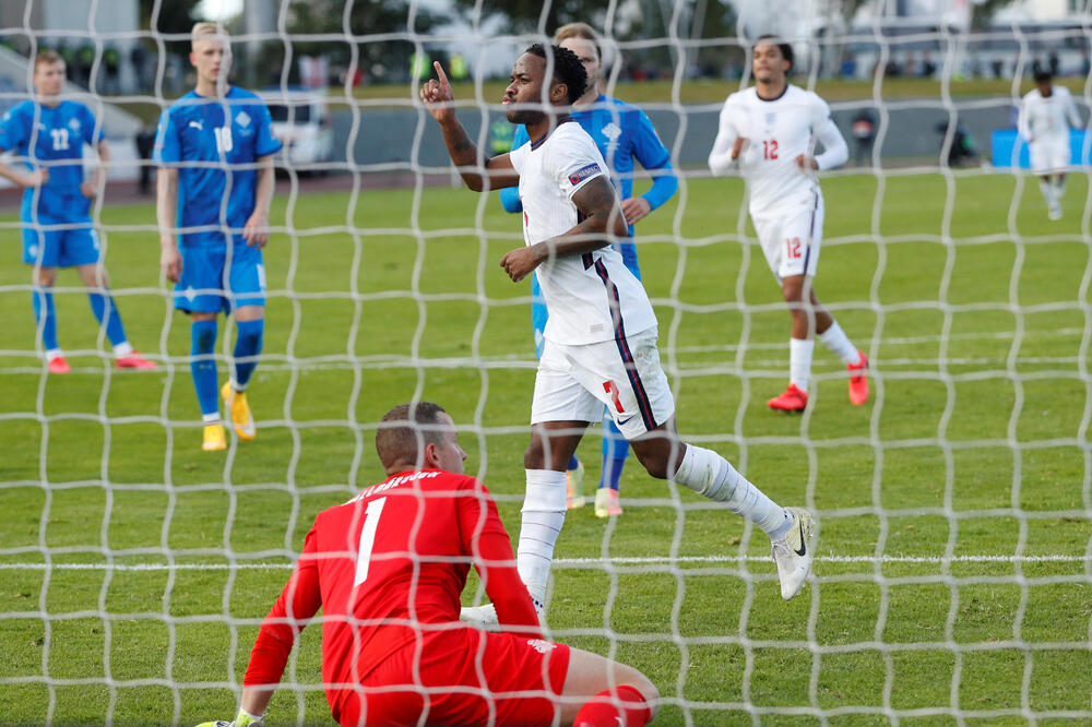 Sterling je bio siguran sa penala, Bjarnason nije, Foto: REUTERS