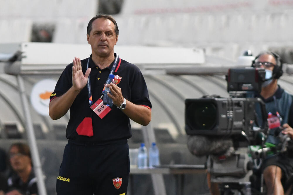 Faruk Hadžibegić, Foto: Savo Prelević