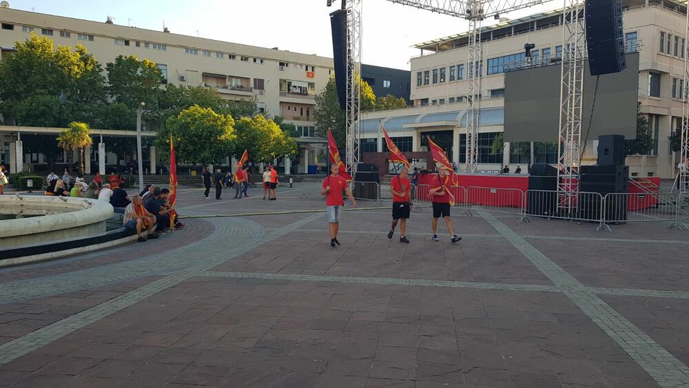 <p>Peđa Vušurović je istakao da je jedina partija koji ih je okupila - Crna Gora</p>