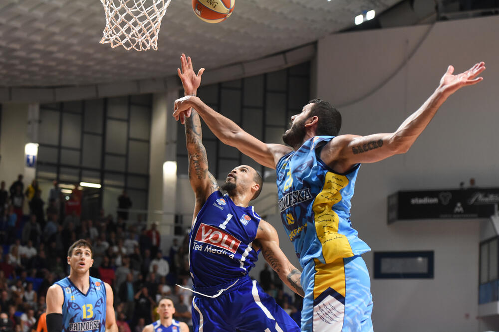 Sa meča Budućnost - Primorska, Foto: Savo Prelević