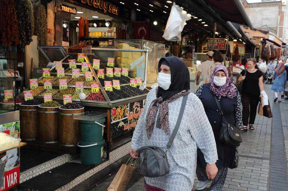 Pandemija pogodila Erdoganovu bazu: Istanbul, Foto: REUTERS