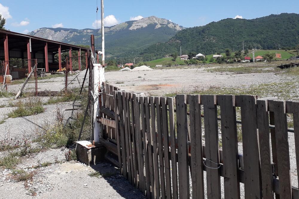 Ulaz u krug fabrike nekadašnje “Impregnacije, Foto: Dragana Šćepanović