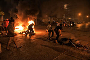 Libija: Demonstranti zapalili sjedište paralelne vlade u Bengaziju