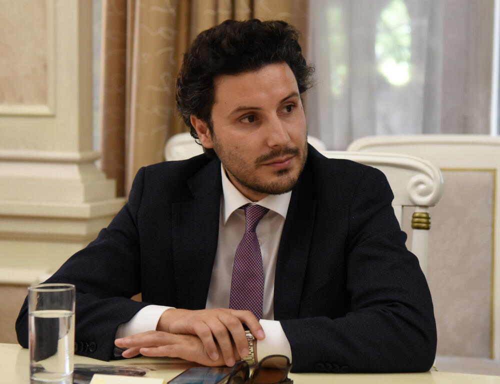 <p>Državna izborna komisija (DIK) u ponedeljak je utvrdila konačne rezultate parlamentarnih izbora u Crnoj Gori, koji su održani 30. avgusta</p>