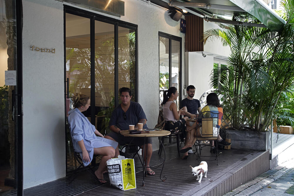 Detalj iz kafića, Foto: AP