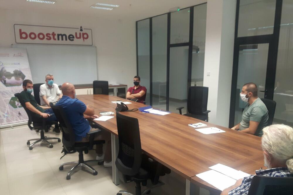 Sa okruglog stola, Foto: NVO “Župa u srcu”