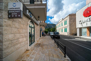 Filijala Lovćen banke u Kotoru seli se na novu lokaciju