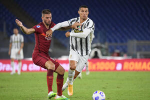 Juve s igračem manje do boda na "Olimpiku"