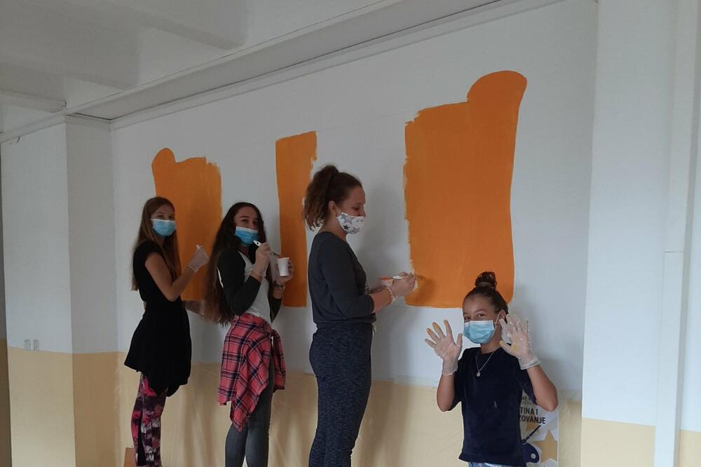 Rad na muralu, Foto: Opština Tivat