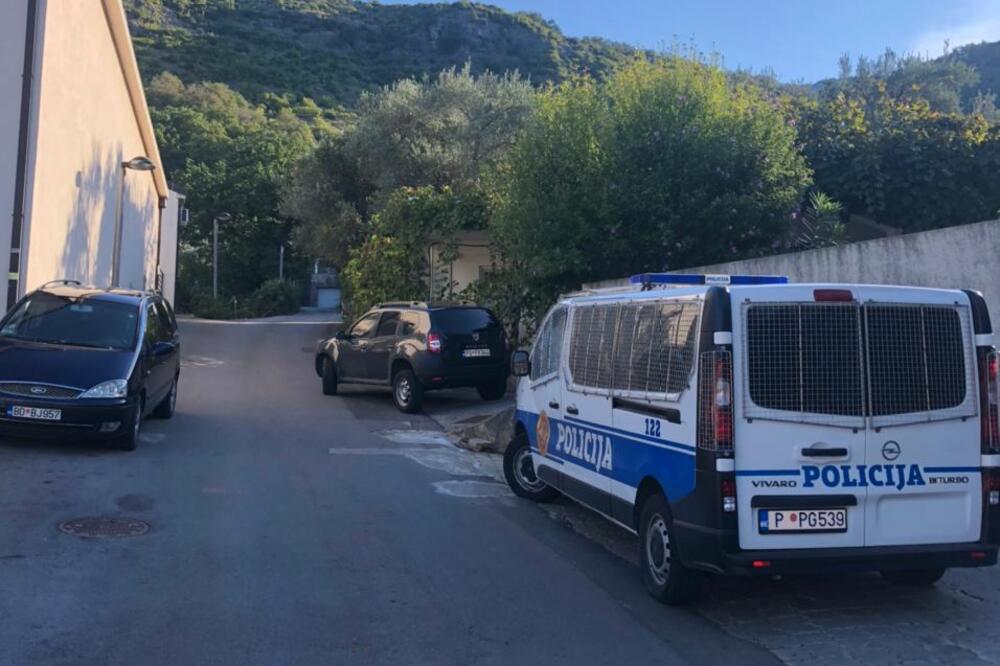 Policija juče na mjestu događaja, Foto: Vuk Lajović