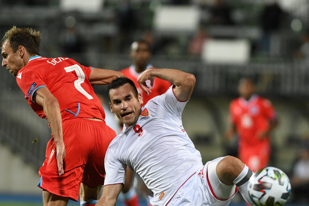 Dino Islamović na meču sa Luksemburgom, Foto: Savo Prelević