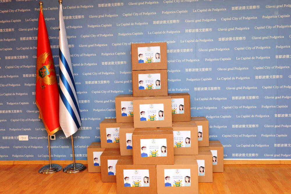 Donirani zaštitni viziri, Foto: PG Biro