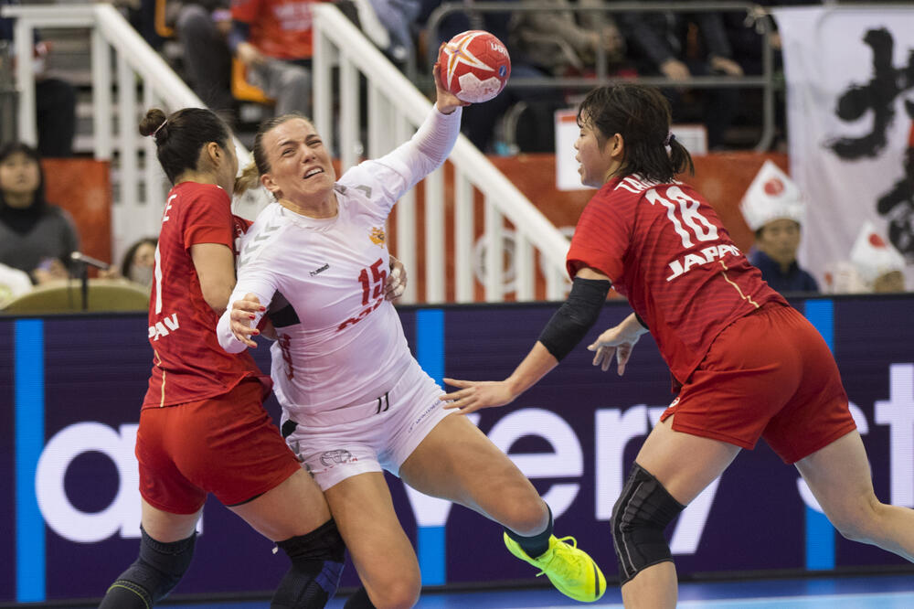 Jedna od rijetkih u timu Pera Johansona koja je odradila normalne pripreme: Andrea Klikovac, Foto: Aniko Kovacs/ihf