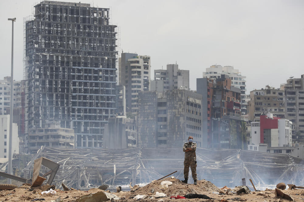 Detalj iz Bejruta nakon eksplozije, Foto: AP