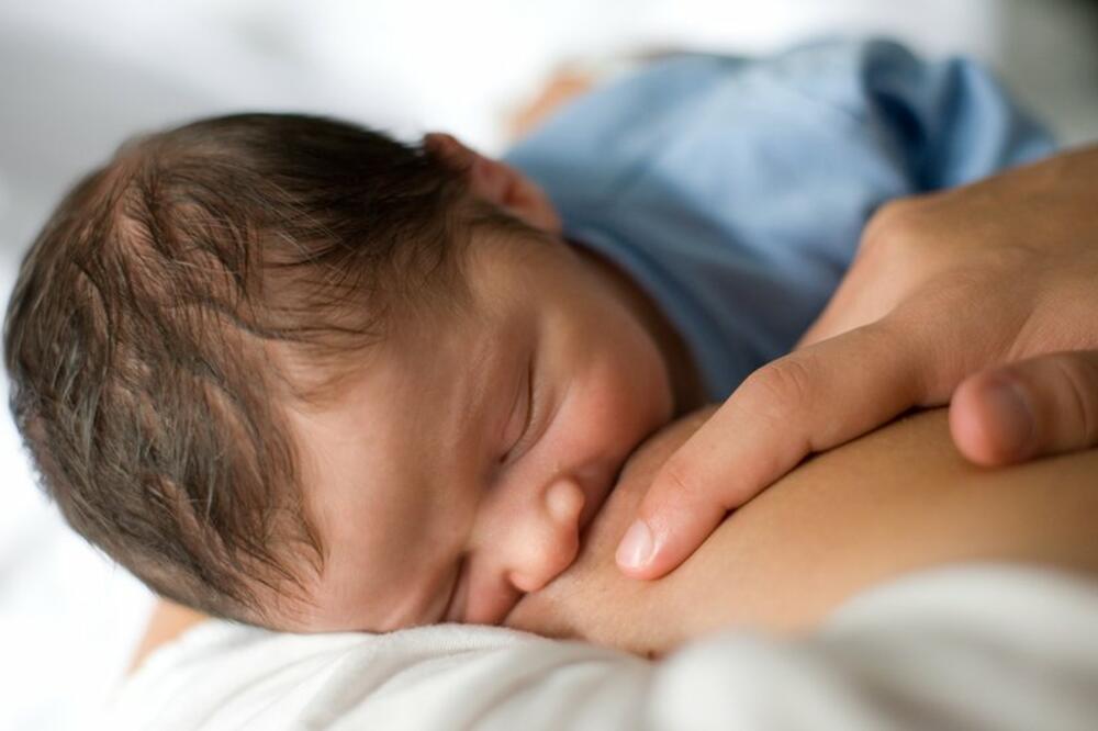 "Ljudsko mlijeko je poput otisaka prstiju koje jedinstveno identifikuju majku i bebinu ishranu", Foto: Getty Images