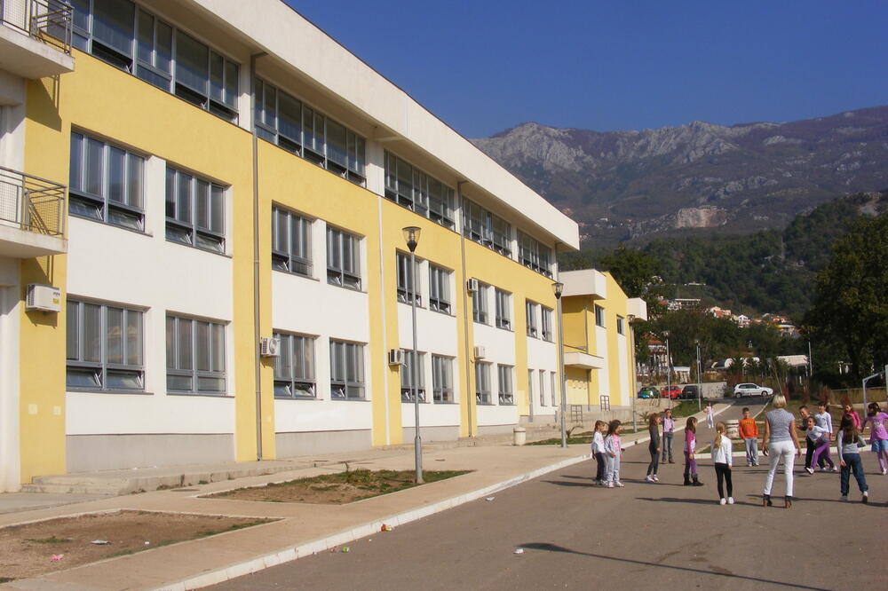 Druga osnovna škola u Budvi (Ilustracija), Foto: Vuk Lajović