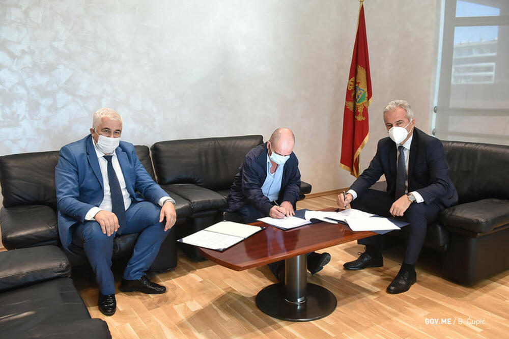 Sa potpisivanja Sporazuma, Foto: Ministarstvo rada i socijalnog staranja