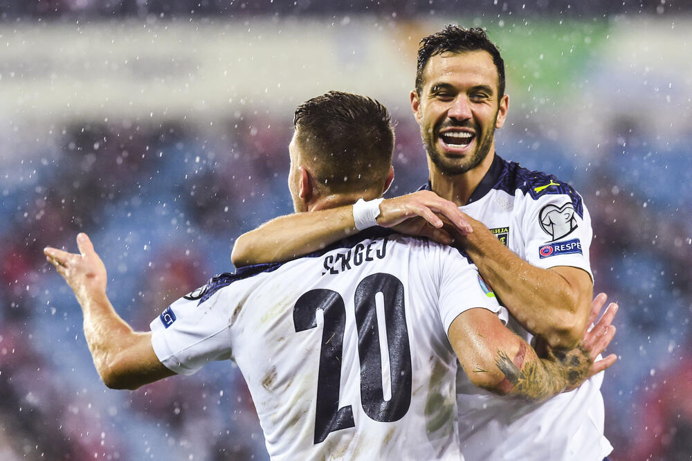 SMS je odigrao ključnu rolu u Speciji, Foto: Beta/AP