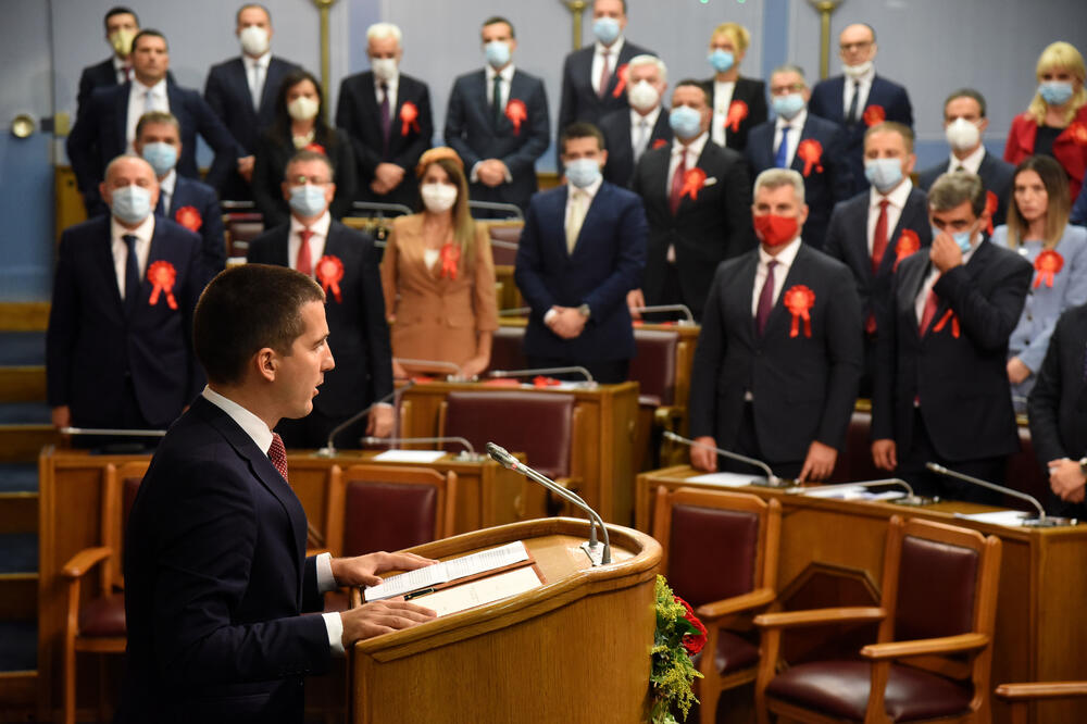 Konstitutivna sjednica parlamenta održana je 23. septembra, Foto: Boris Pejović