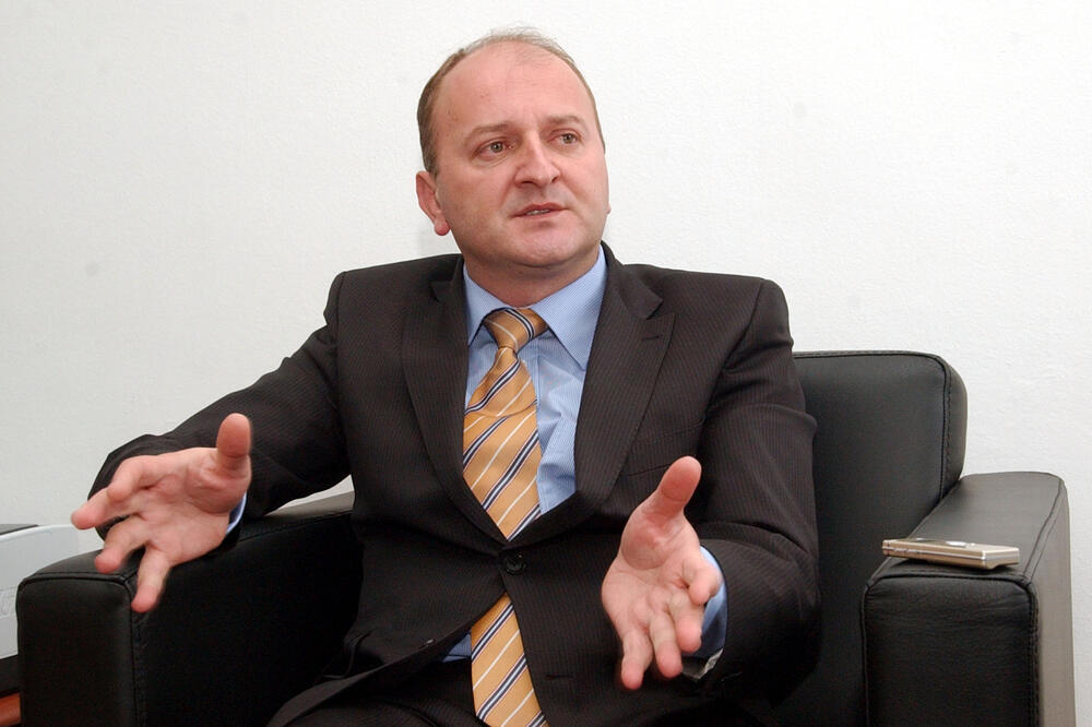 Direktor Uprave javnih radova Rešad Nuhodžić, Foto: Boris Pejović