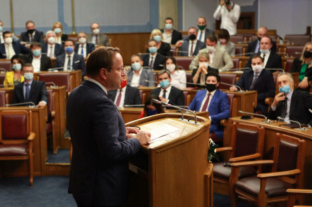 Varhelji u Skupštini Crne Gore, Foto: Vijesti/Luka Zeković