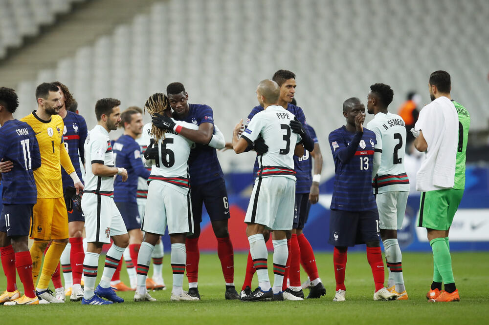 Fudbaleri Francuske i Portugala nakon meča, Foto: Reuters