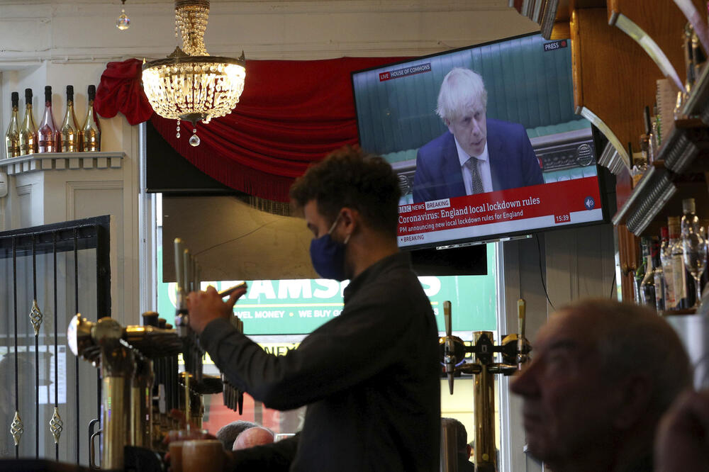 Džonson je najavio da će restriktivne mjere biti prvo uvedene na sjeveru Engleske, Foto: AP