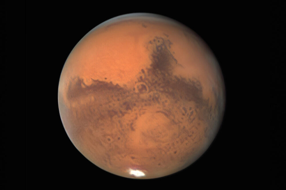 U punom sjaju: Mars 30. septembra na slici Demijana Piča, Foto: damianpeach.com