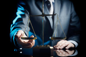 Advokati traže vraćanje ugleda profesije, moguće i stupanje u...