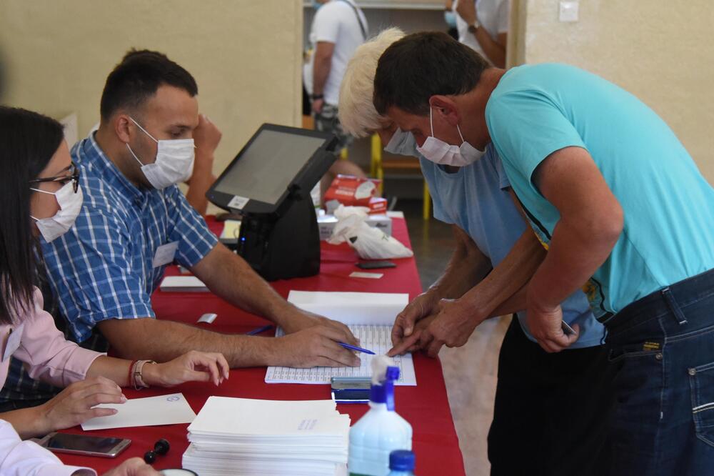 Inicirati promjene, kako bi naredni izbori protekli bez malverzacija, Foto: Boris Pejović