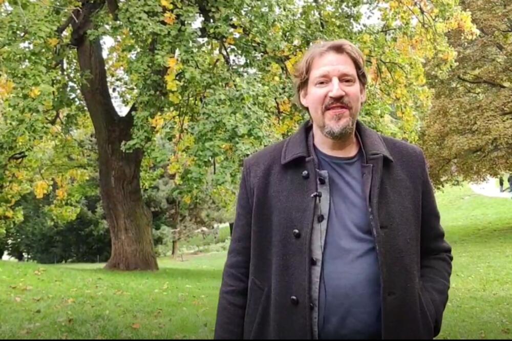 Vajs, Foto: Printscreen