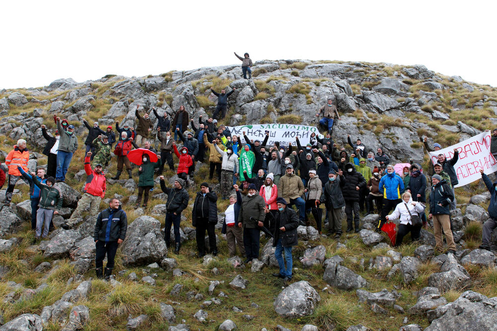 Sa današnjeg okupljanja na Sinjajevini, Foto: Luka Zeković