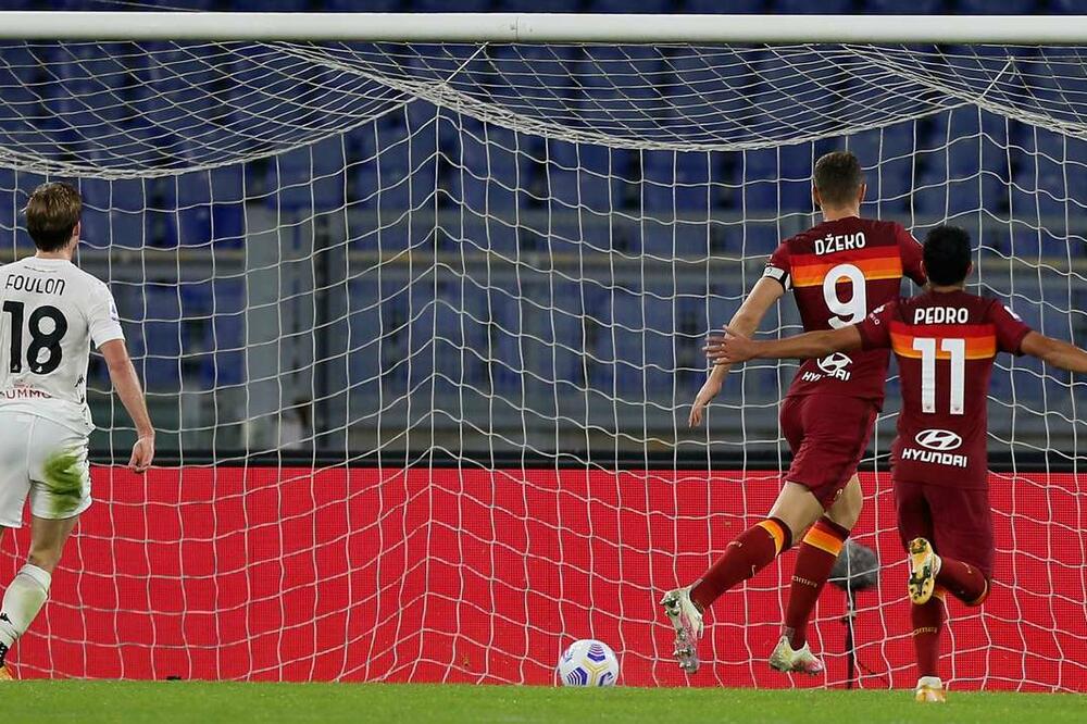 Džeko je postigao dva gola Beneventu, Foto: Flashscore.com