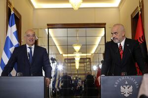 Albanija i Grčka rješavanje spora oko granice na moru predaju...