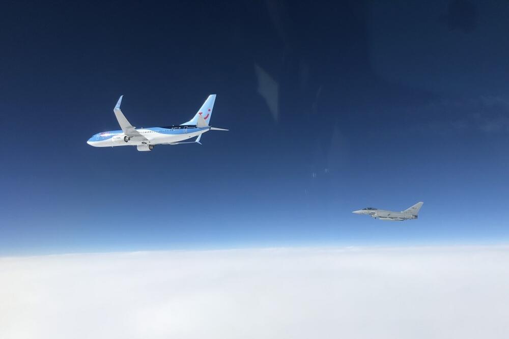 Slučaj iznad Crne Gore iz aprila 2019: Italijanski lovac u blizini putničkog aviona, Foto: Italian Air Force