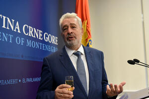 Koaliciji "Za budućnost Crne Gore" ponuđeno devet resora: MUP,...