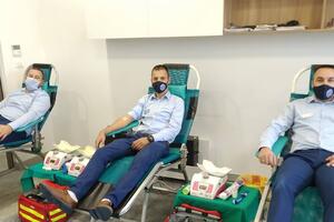 Zaposleni u Sincomercu dali krv