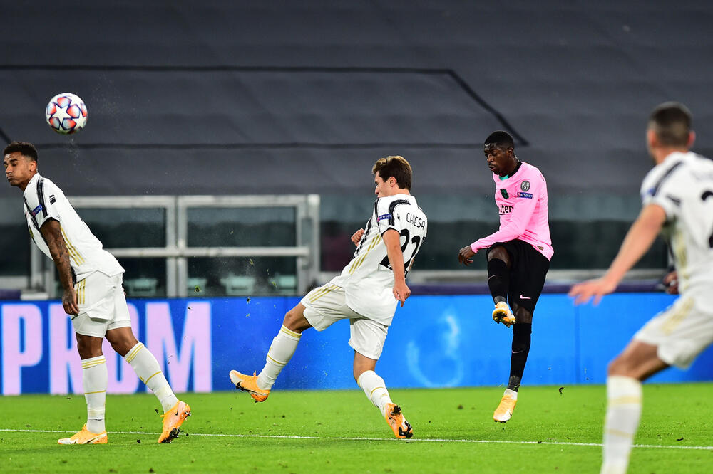 Dembele postiže prvi gol za Barsu, Foto: Reuters