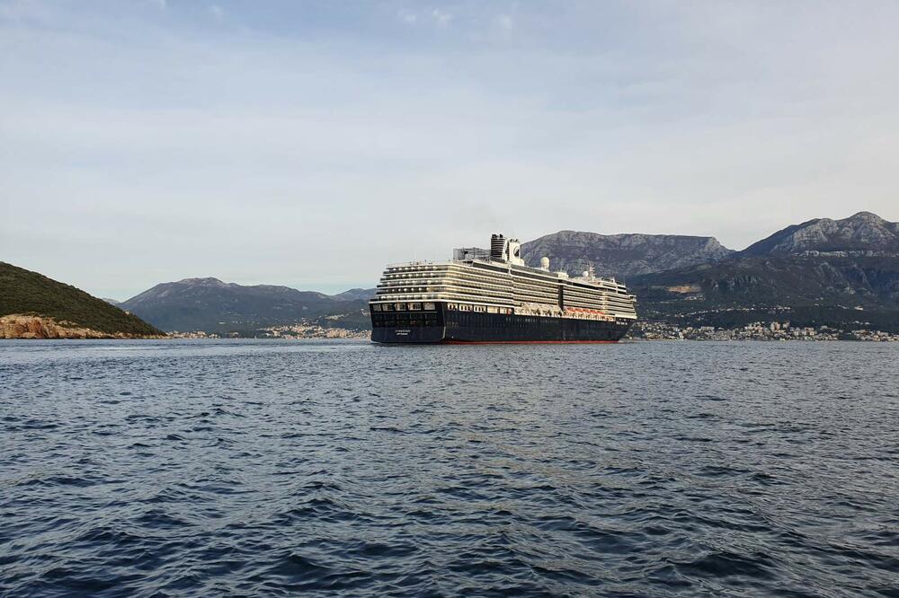 Brod "Zuiderdam", Foto: Siniša Luković