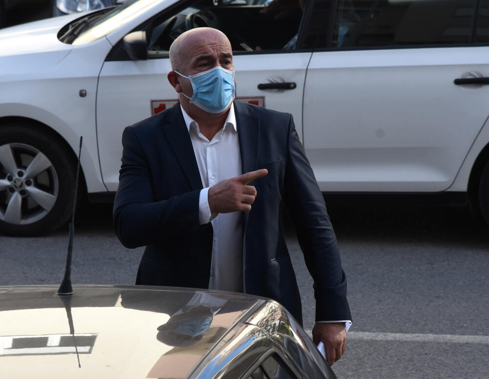 <p>"Narednih dana upoznaću stranke sa mojim prijedlogom kandidata za ministre u ekspertskoj vladi", saopštio je mandatar</p>