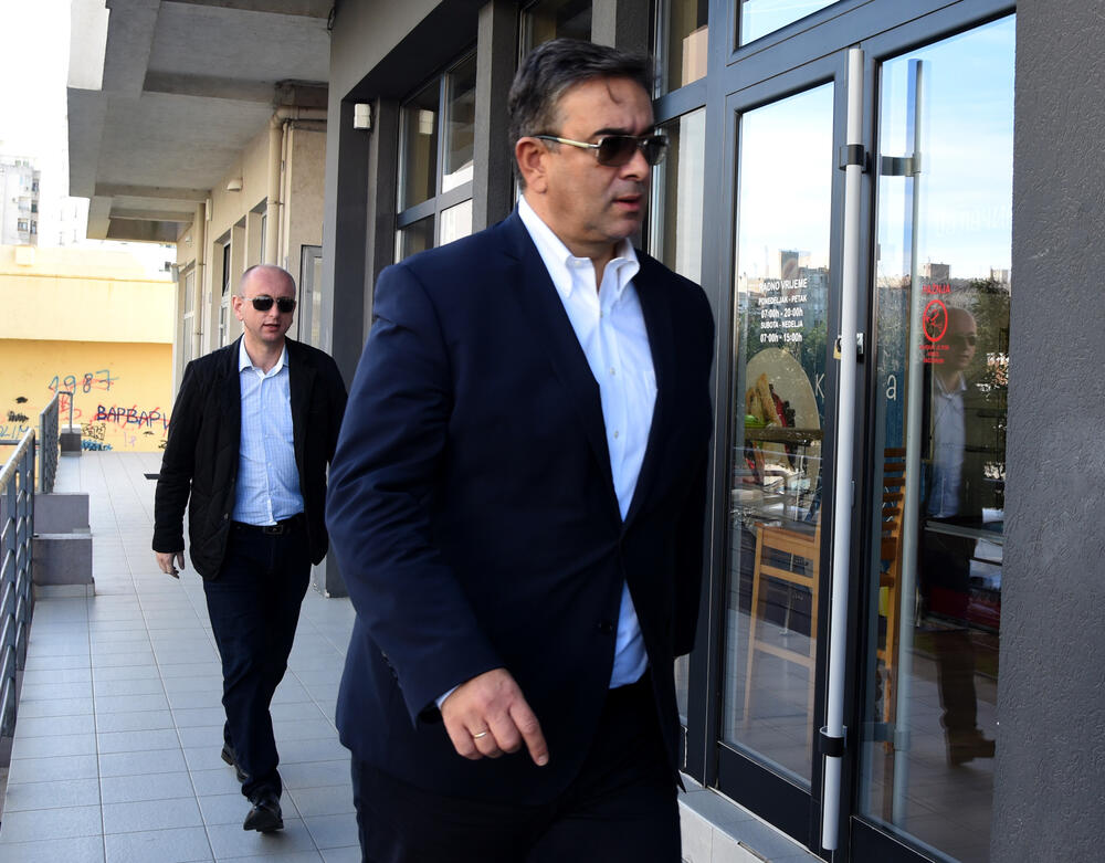 <p>"Narednih dana upoznaću stranke sa mojim prijedlogom kandidata za ministre u ekspertskoj vladi", saopštio je mandatar</p>