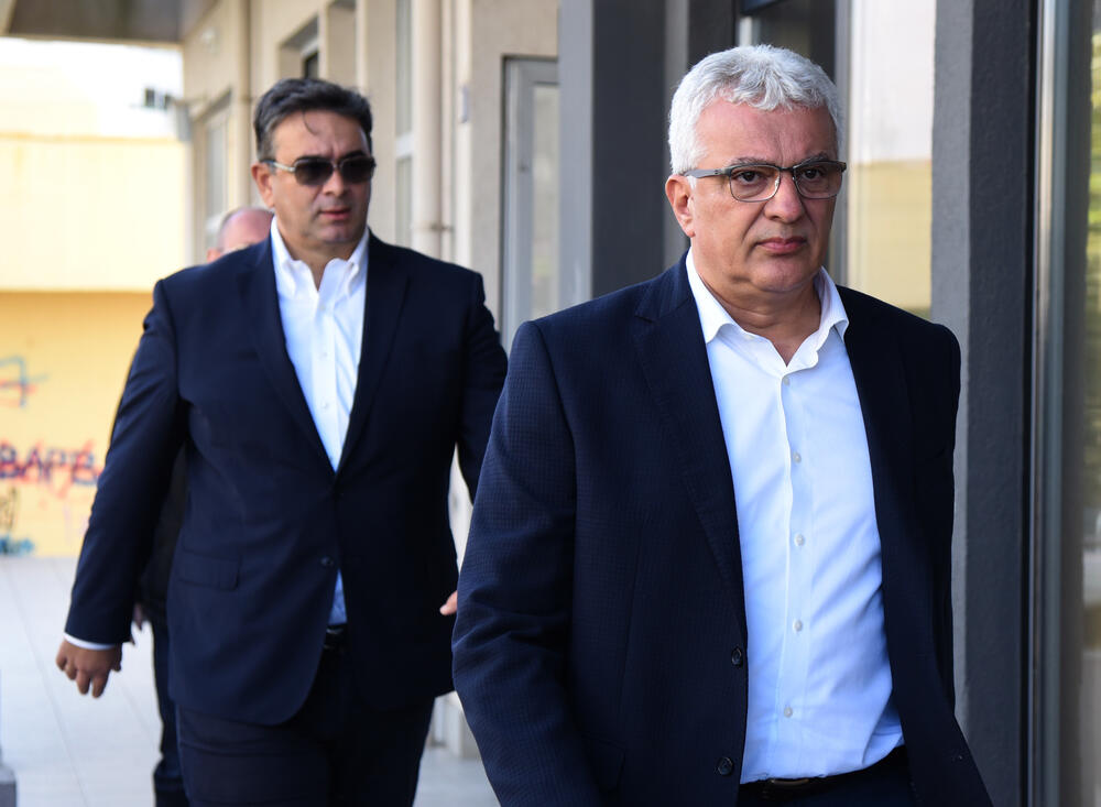 <p>"Narednih dana upoznaću stranke sa mojim prijedlogom kandidata za ministre u ekspertskoj vladi", saopštio je mandatar</p>