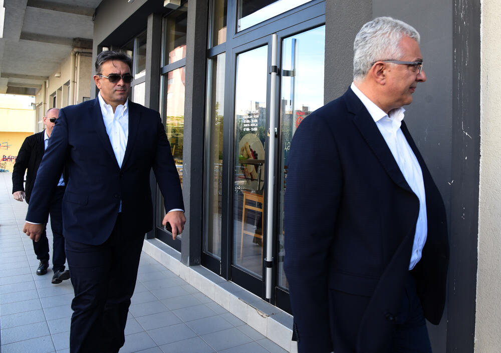 <p>"Narednih dana upoznaću stranke sa mojim prijedlogom kandidata za ministre u ekspertskoj vladi", saopštio je mandatar</p>