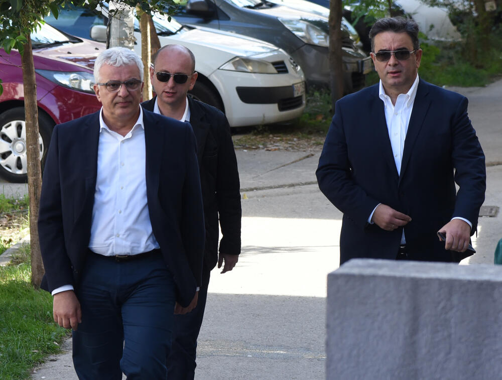 <p>"Narednih dana upoznaću stranke sa mojim prijedlogom kandidata za ministre u ekspertskoj vladi", saopštio je mandatar</p>