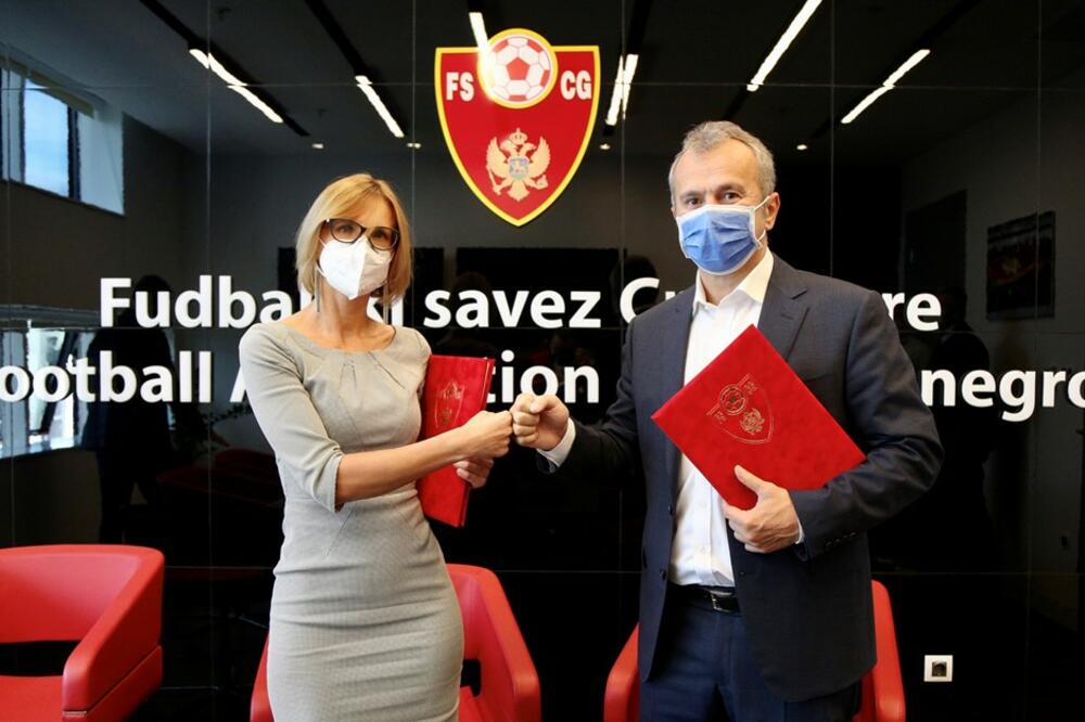 Cibulskaja i Savićević potpisali 13. godinu saradnje, Foto: FSCG